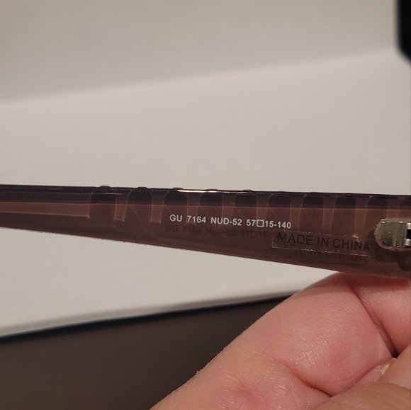 2014 Model Guess Gradient Sunglasses NEW - Picture 8 of 9